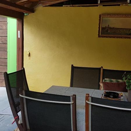 Apartman Koi Daire Veltrusy Dış mekan fotoğraf